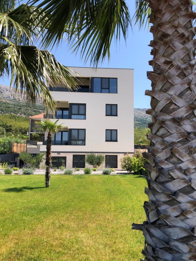 Apartments Villa 19 Podstrana Bagian luar foto