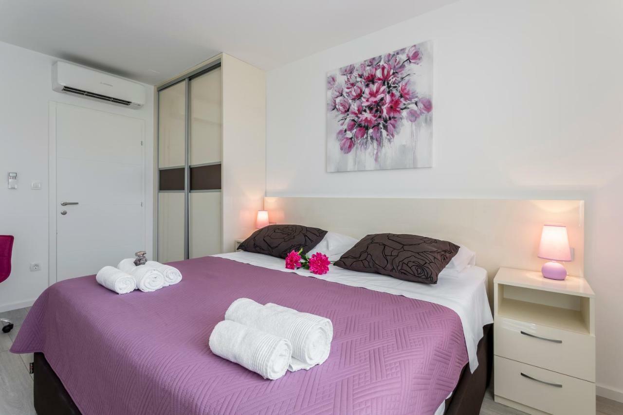 Apartments Villa 19 Podstrana Bagian luar foto